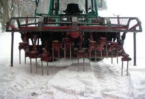 Verti-Drain - lst Verdichtungen bis 30 cm Tiefe,